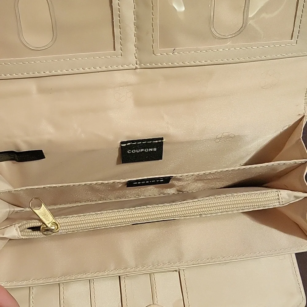 Wallet - Picture 3 of 3